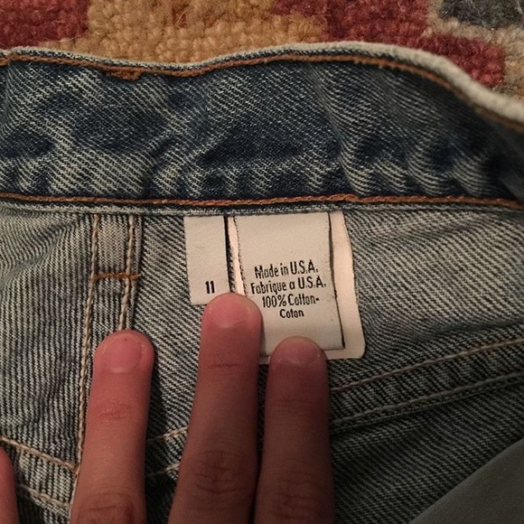 Calvin Klein Vintage Shorts - Picture 4 of 6